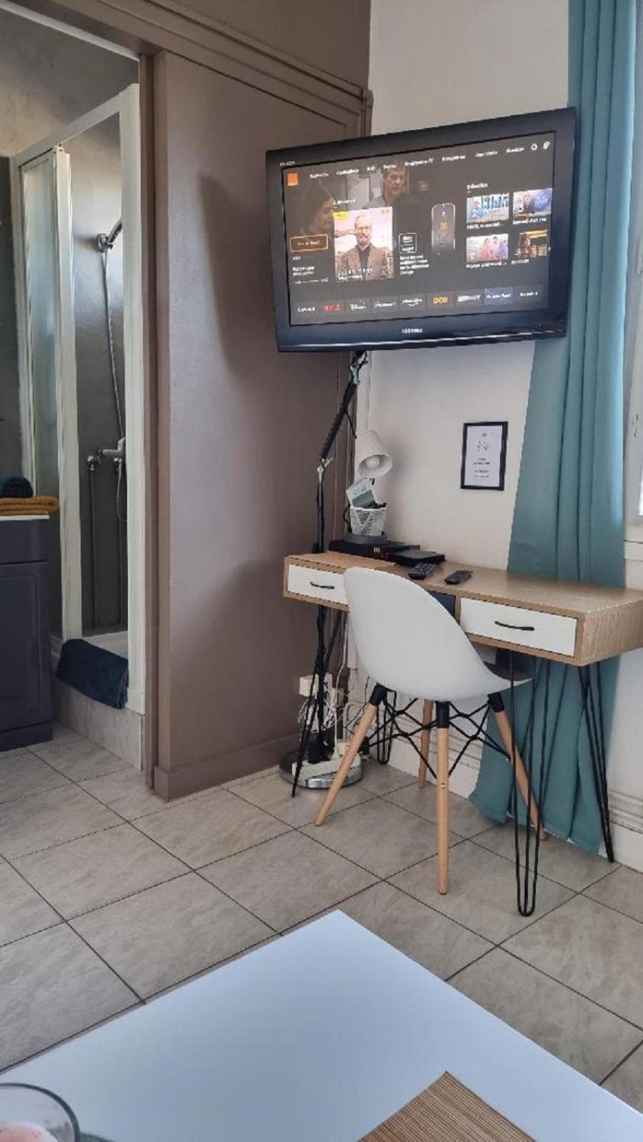Apartment Centre - La A 1 Minute *
